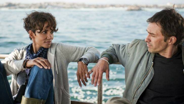 Halle Berry and Olivier Martinez in the least interesting film ever made about shark attacks, the 2012 thriller <i>Dark Tide</i>. Photo: Supplied