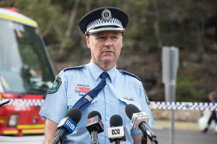 Inspector Michael Gorman gives a statement to media that police have recovered three bodies from a sea plane crash, where all six people on board died, the police are still trying to recover the other bodies. The bodies where brought to Apple Tree Boat Ramp, Ku-Ring-Gai Chase National Park on 31 December 2017. The Sea plane crashed at around 3:15 in Jerusalem Bay. Photo: Jessica Hromas