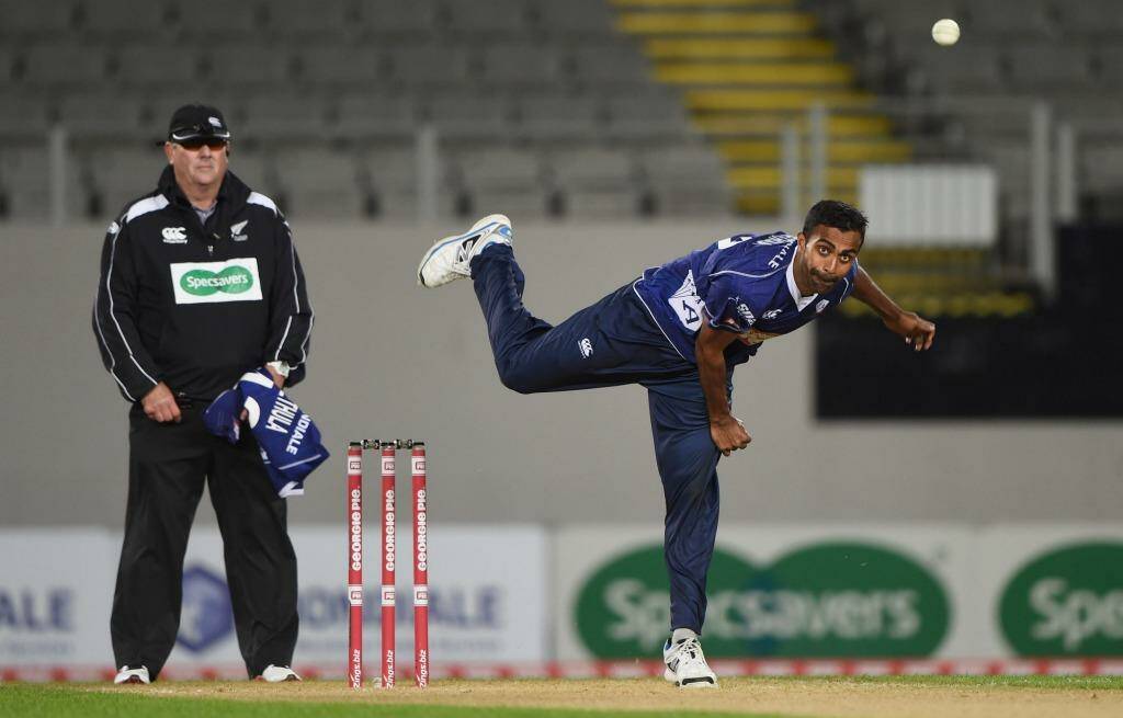 EFFECTIVE: Auckland Aces bowler Tarun Nethula. Photo: Photosport
