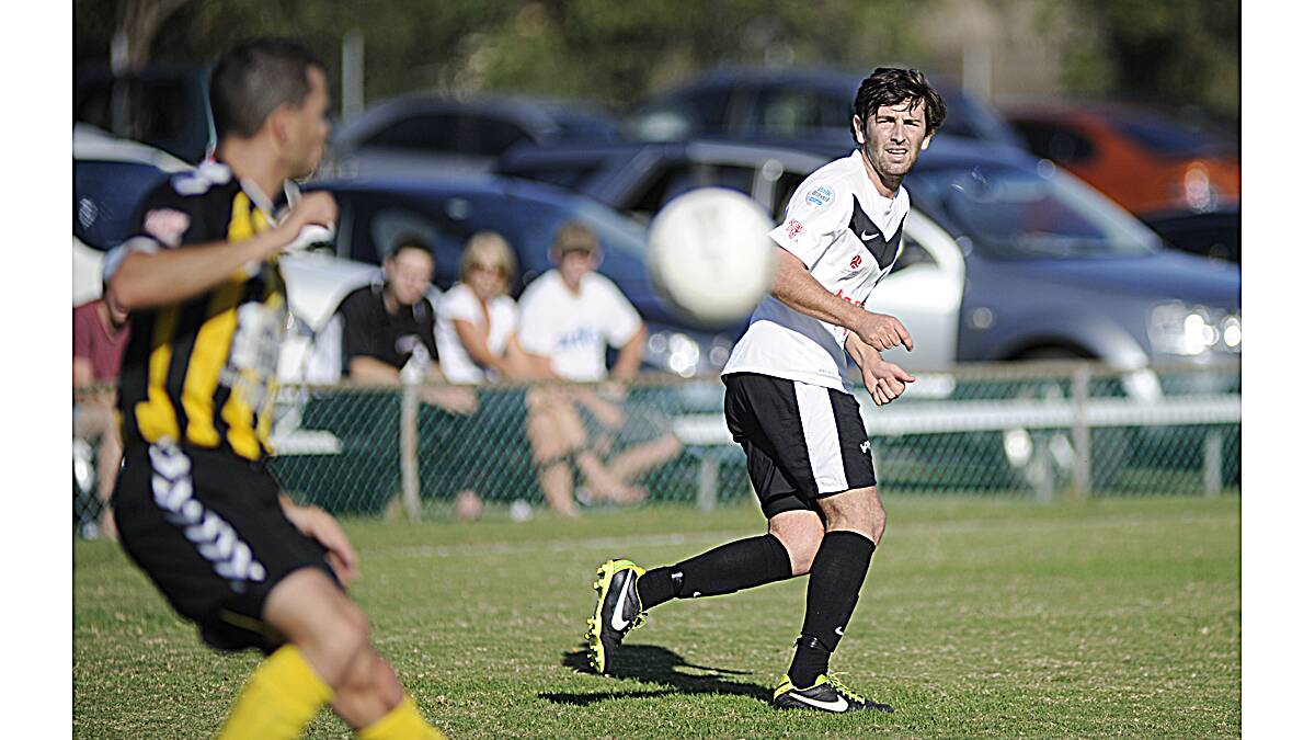 The Maitland Magpies made it five wins in a row after beating Cessnock 3-0 on Sunday.