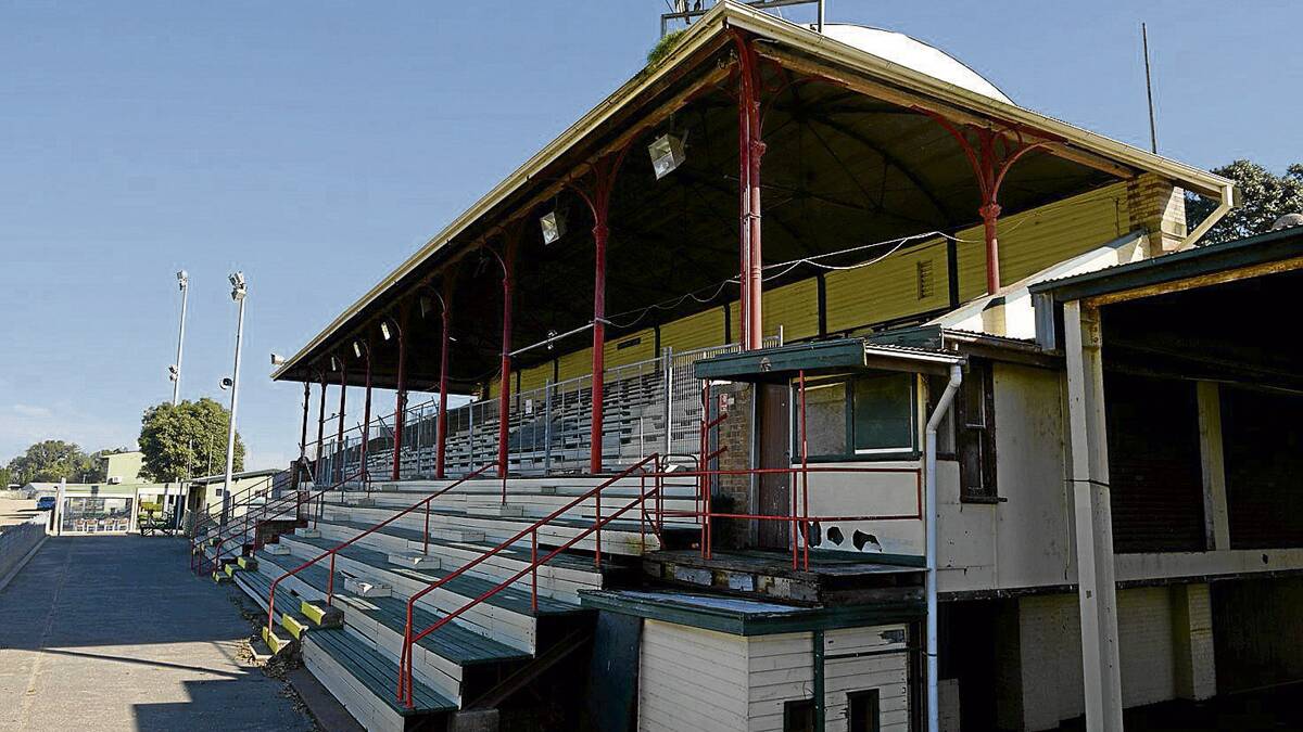 REVAMP ON THE CARDS:  The State Government insists Maitland will get the 
promised funding to restore the old grandstand, but it will be delivered in two lots.