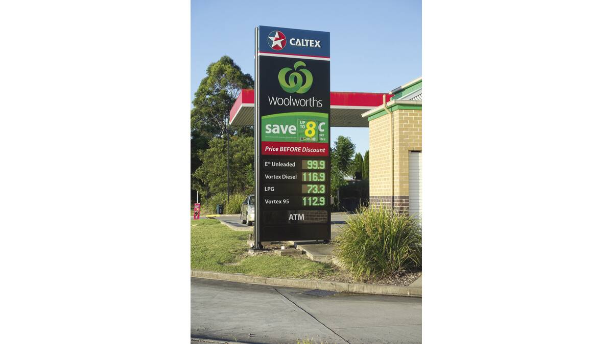 GOING DOWN: The fuel price sign at the Caltex on Ken Tubman Drive, Maitland. The price of E10 has been going down steadily during this past week.