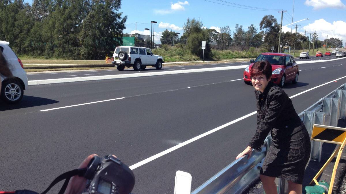 Maitland MP Robyn Parker inspects the new roadworks at Rutherford.