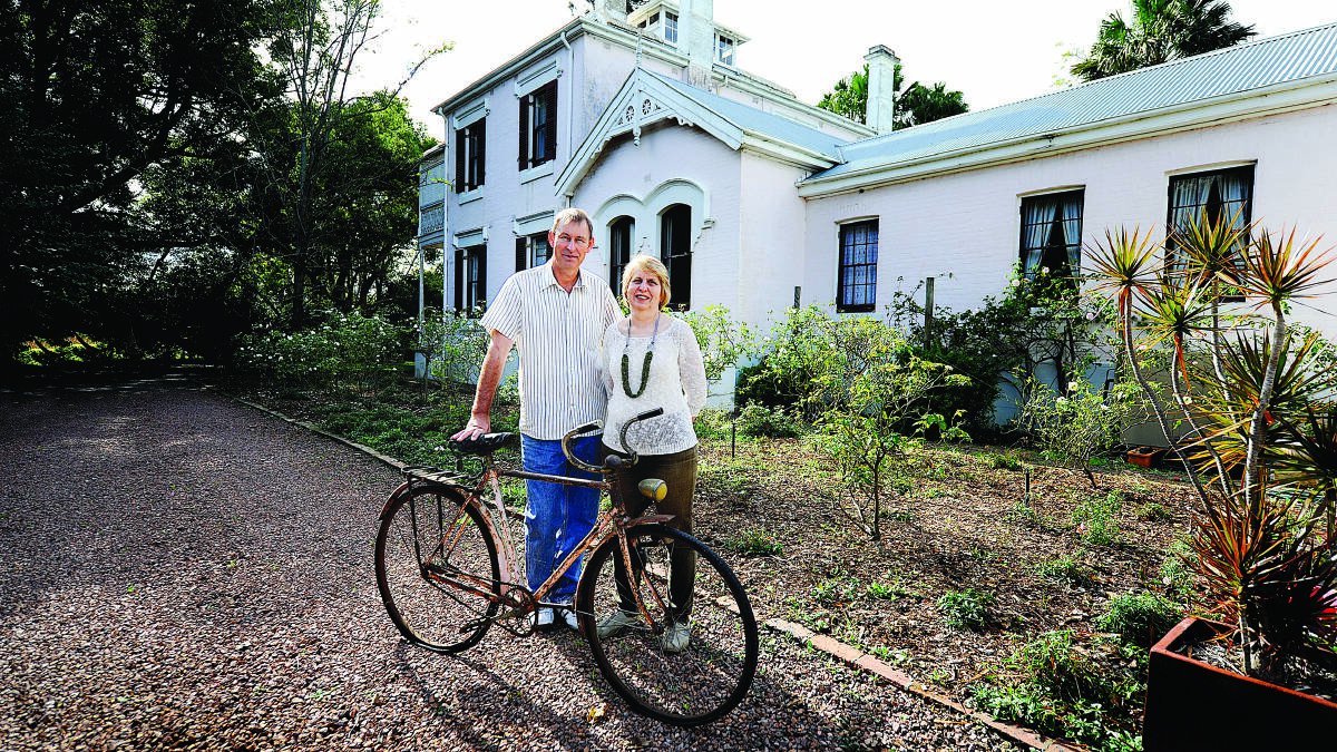 public welcome:  Robert and Debbie Ross and their magnificent home. Picture by CATH BOWEN
