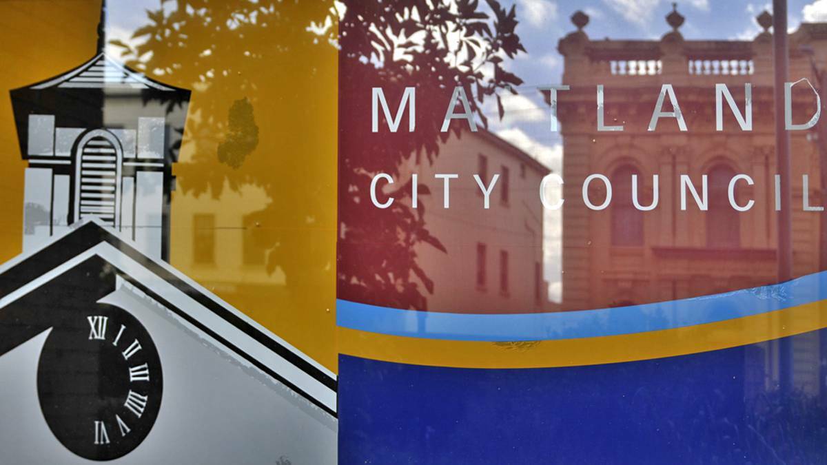 A possible merger between Maitland City Council and Dungog Shire Council is back on the table.