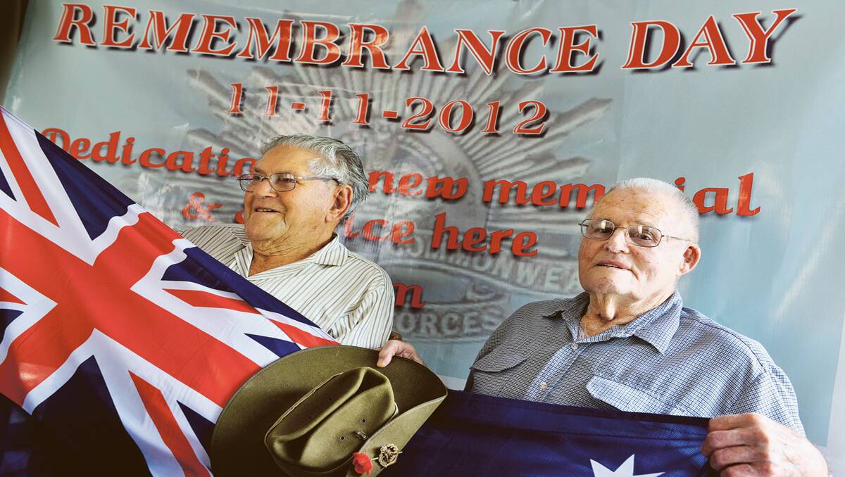 LEST WE FORGET:  Morpeth RSL Sub-branch members Harold Wallis and Ted Cant.  	011112SS042
