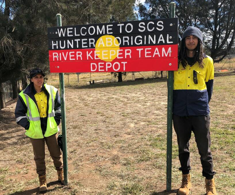 MAKING CHANGE: Trainees Jonece Close and Kiel Clack, who have put in work to protect the Hunter River. Picture: Supplied.