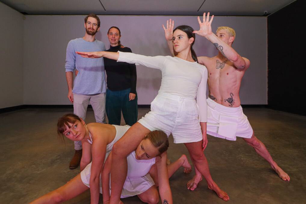 BEAUTY: Catapult Dance is the only professional dance company in the Hunter, and they are bringing their performance Human Remains to MRAG. Picture: Supplied.