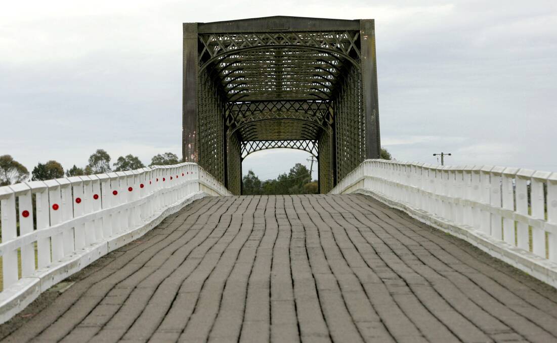 Roadworks: Maintenance began on Luskintyre Bridge this Tuesday. Picture: Jonathan Carroll.