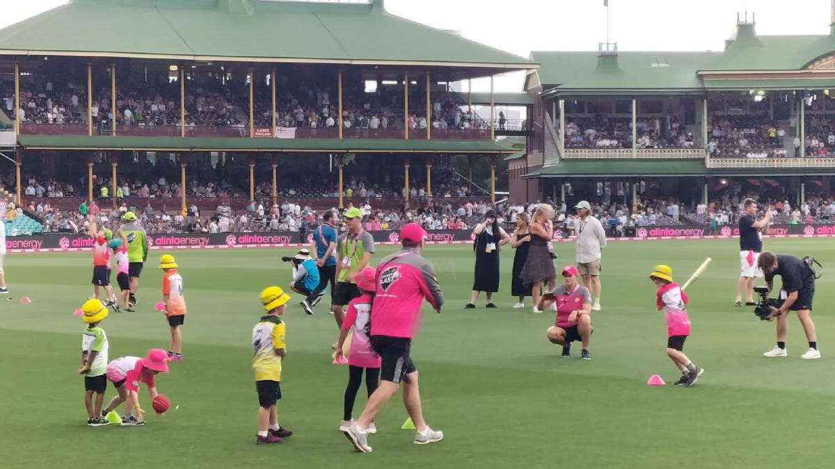 A group of youngsters who are apart of the Master Blaster program showed off their best cricket skills during the on-ground entertainment at the Sydney test match. 
