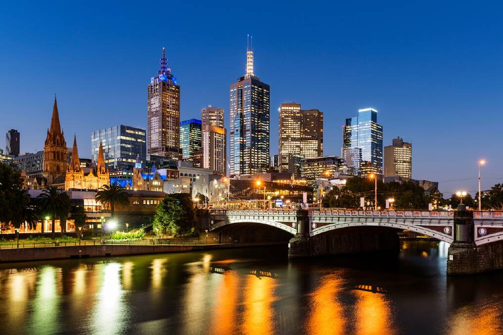 Melbourne's Yarra River at dusk. Picture from Shutterstock