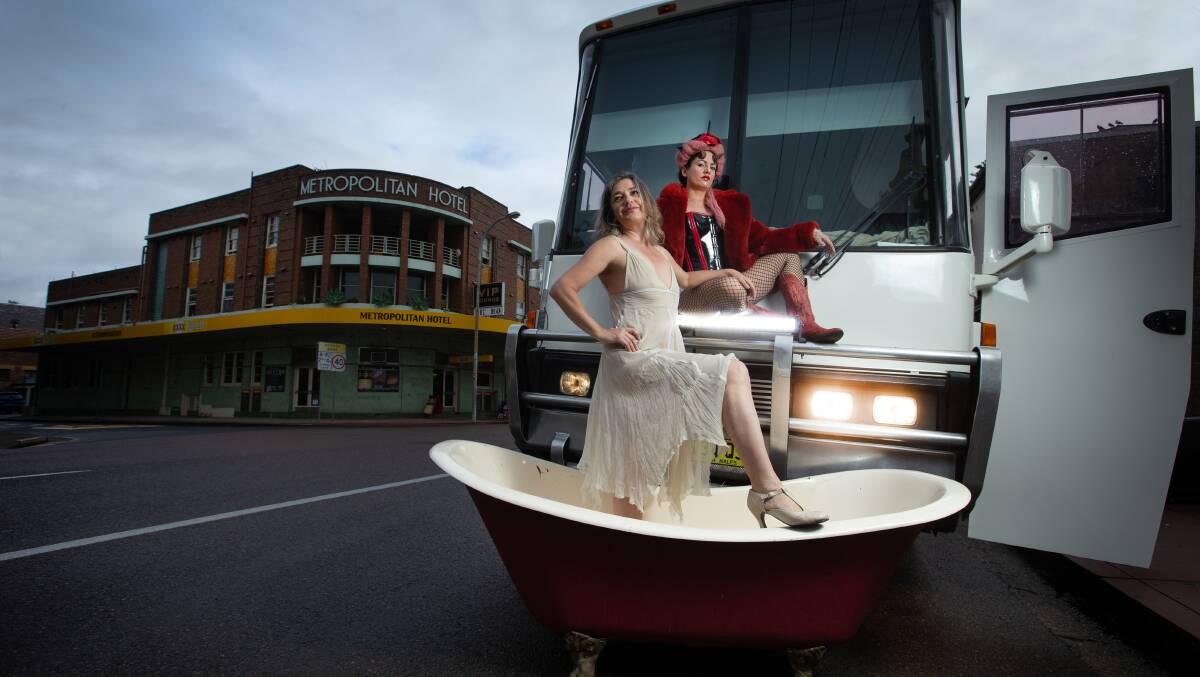 WILD TIMES: Mad Bitches Inc performers Sophie Cook and Lou Chapman will be taking the show on the road to Dubbo Fringe Festival. Picture: Marina Neil