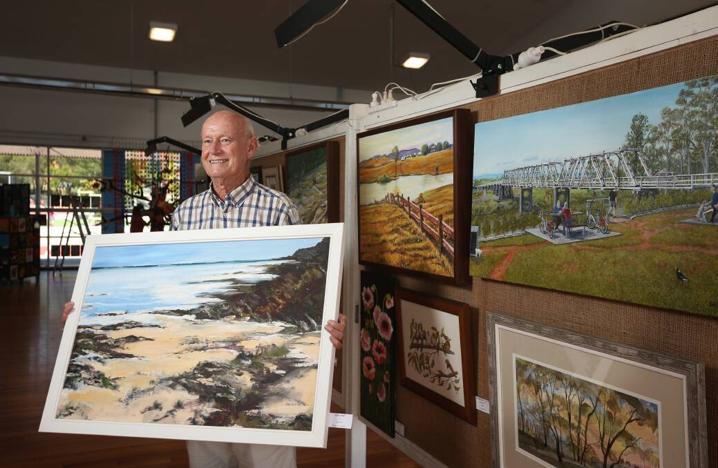 ARTY: The Maitland Region Society of Artists annual exhibition this weekend will raise money for the Rutherford Public School. Picture: Simone De Peak