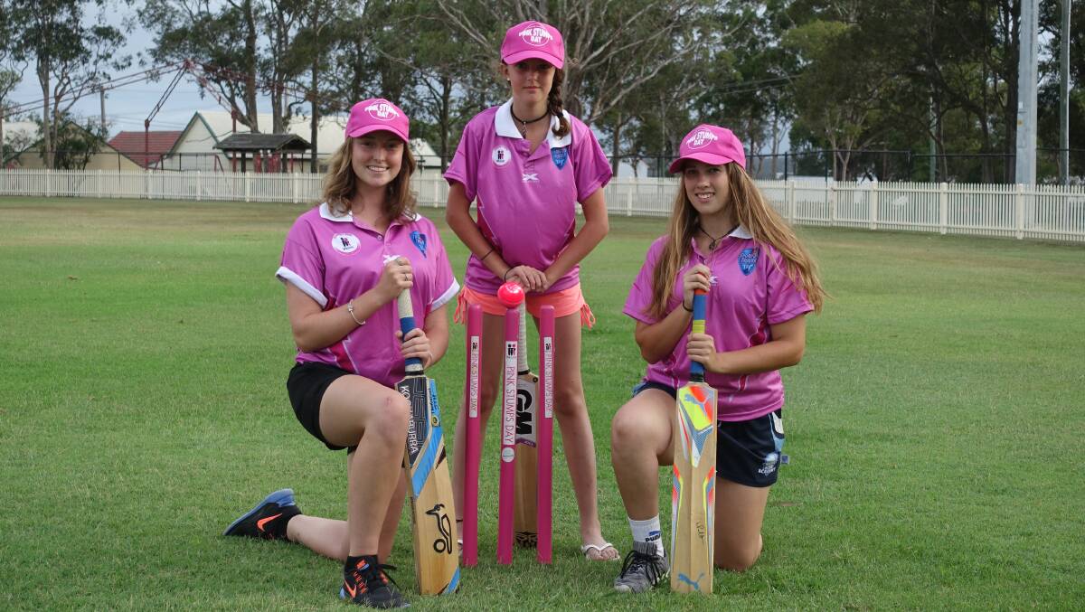 BIG BASH: Jasmine Goode, 16, and sisters Jordan, 12, and Cassidy Baker, 16, are taking part in Saturday's twilight Pink Stumps Twenty20 match at Thornton Oval. Picture: Michael Hartshorn