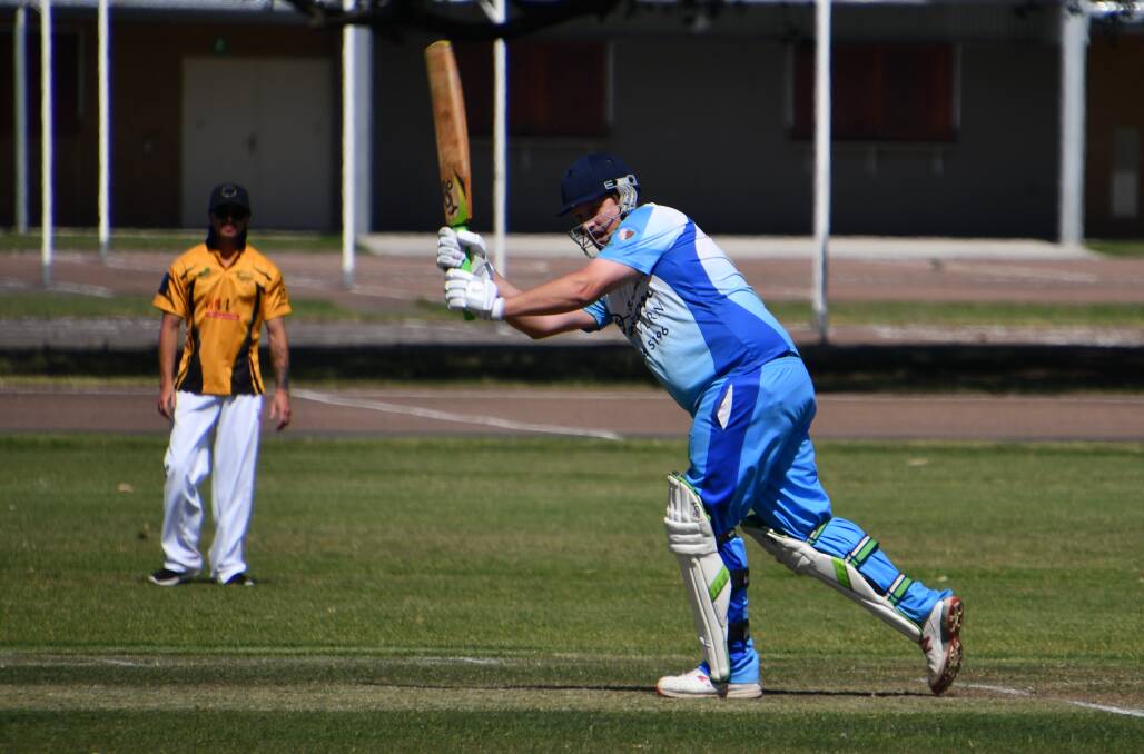 BIG-HITTER: Paterson all-rounder Matt Jones smashed 97 not out including seven fours and four sixes to fall just short of a Twenty20 century against Kurri Weston. Picture: Michael Hartshorn