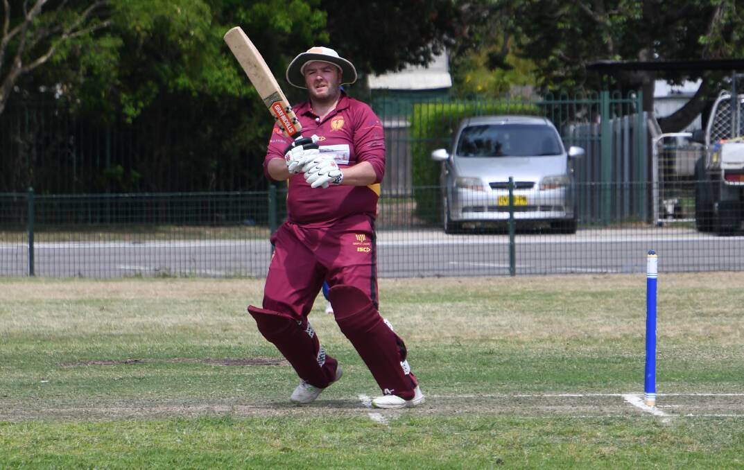 Todd Francis continued his outstanding season with a quick-fire 47 off 35 balls.