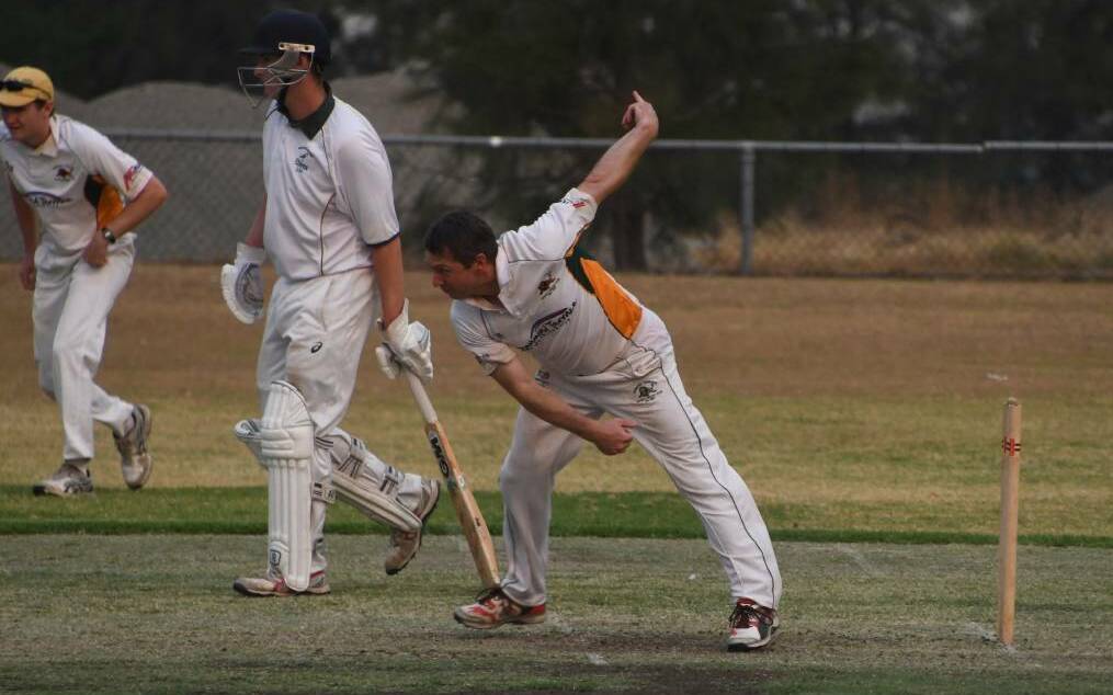 Maitland cricket will implement the NSW Cricket heat policy to avoid any possible risk to player safety by playing in excessively hot conditions.