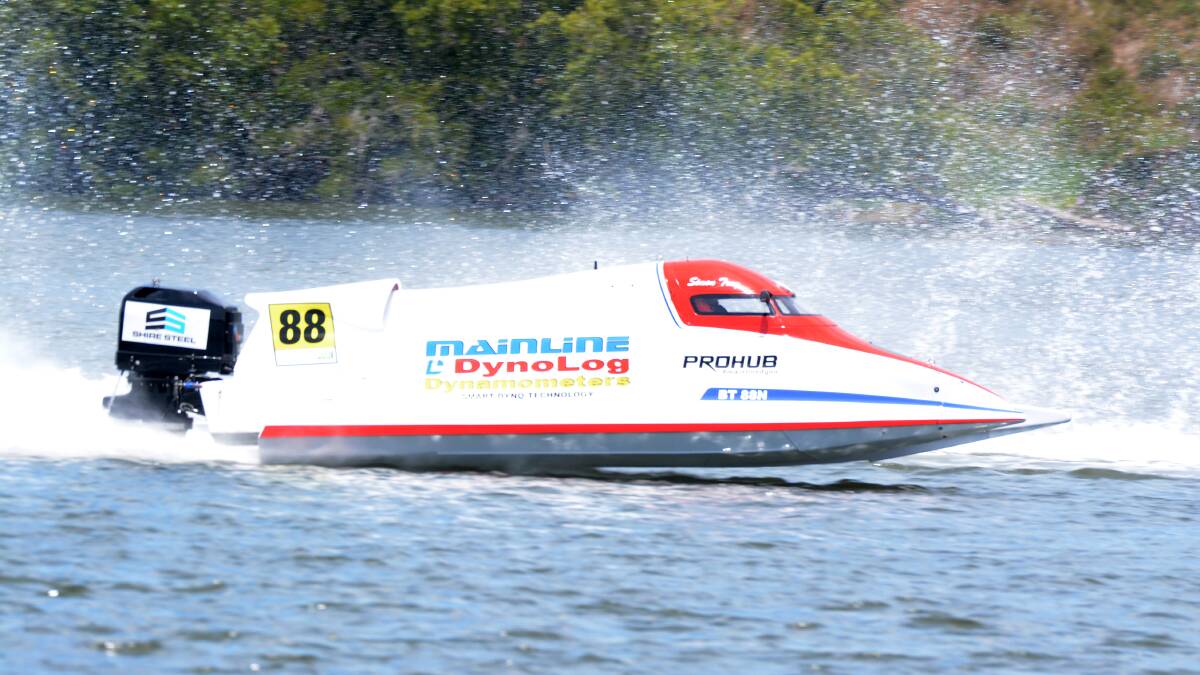 Powerboat racing will roar back to the Manning River next month.