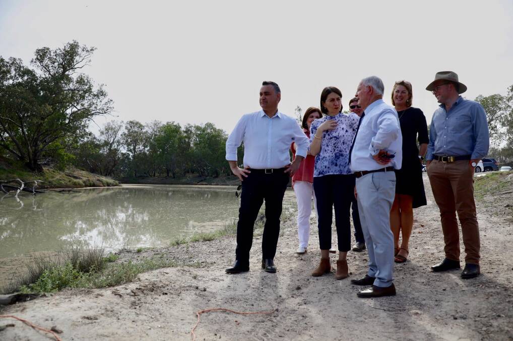 RURAL: State government ministers gathered at Bourke Weir on Monday with Mayor Barry Hollman where they announced a new bore and pipeline worth $2 million. 