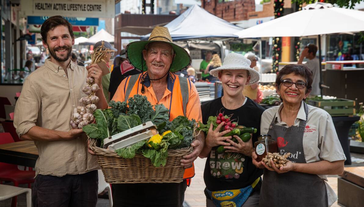 FRESH: Farmers Tom Christie, Tony Milburn and Michelle Fogarty with Slow Food Earth Market Maitland chairwoman Amorelle Dempster. Picture: Marina Neil. 