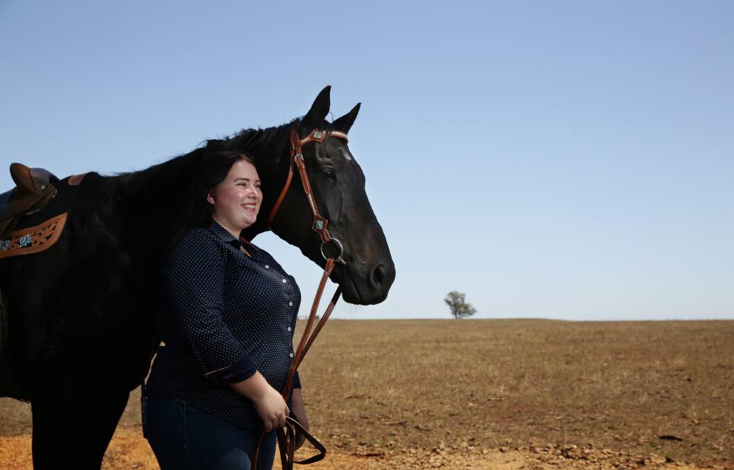 KICKING GOALS: Billie-Jo Cresswell with her thoroughbred called Shimmy. Picture: Simone De Peak