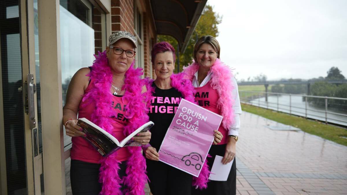 FRIENDSHIP: Linda Bullent with her friends, and fundraising buddies, Michelle Davis and Carole Underwood ahead of the fundraising scavenger hunt. 
