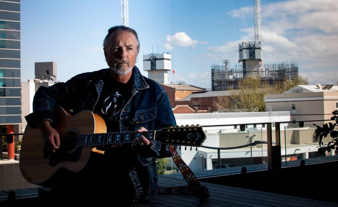 BUSY: Steve Kilbey is headed back to Newcastle. Picture: Simon McCarthy