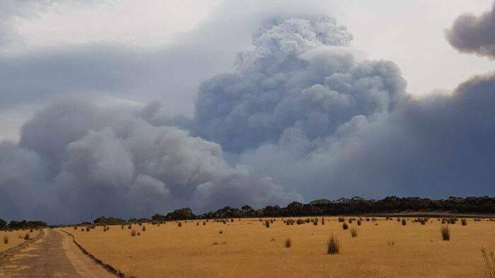 The fire at its height over Karatta. Photo Island Beehive
