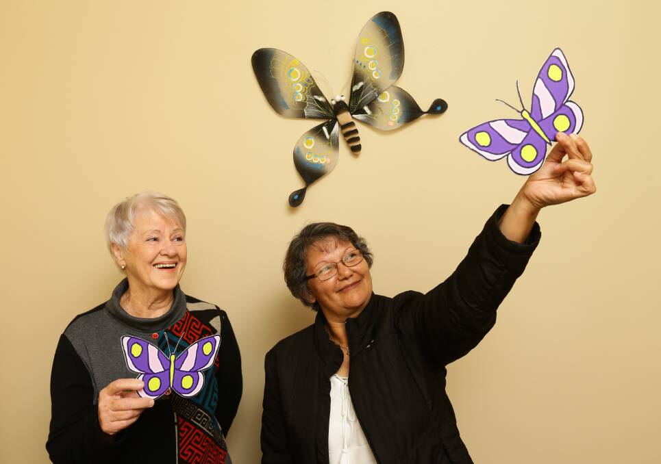 HELPING: New Volunteers for Palliative Care Beverley Peachman and Vernessa Mullins. Picture: Jonathan Carroll