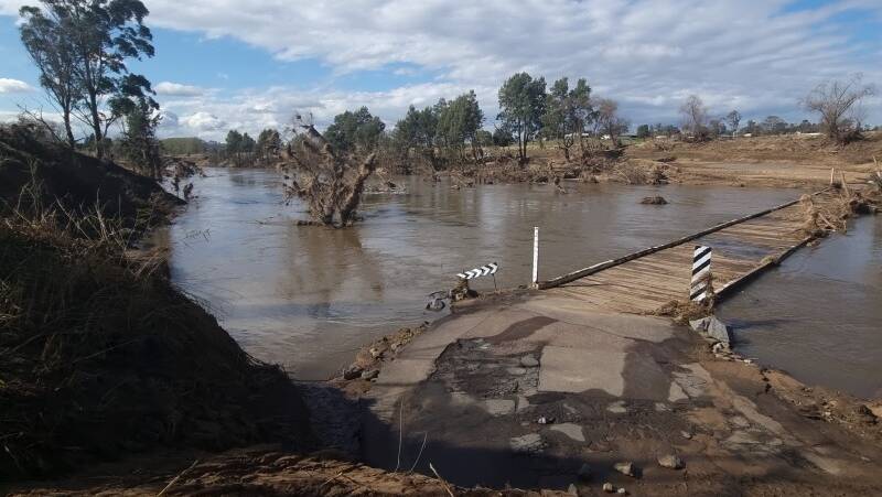Melville Ford flood damage revealed - bridge to remain closed