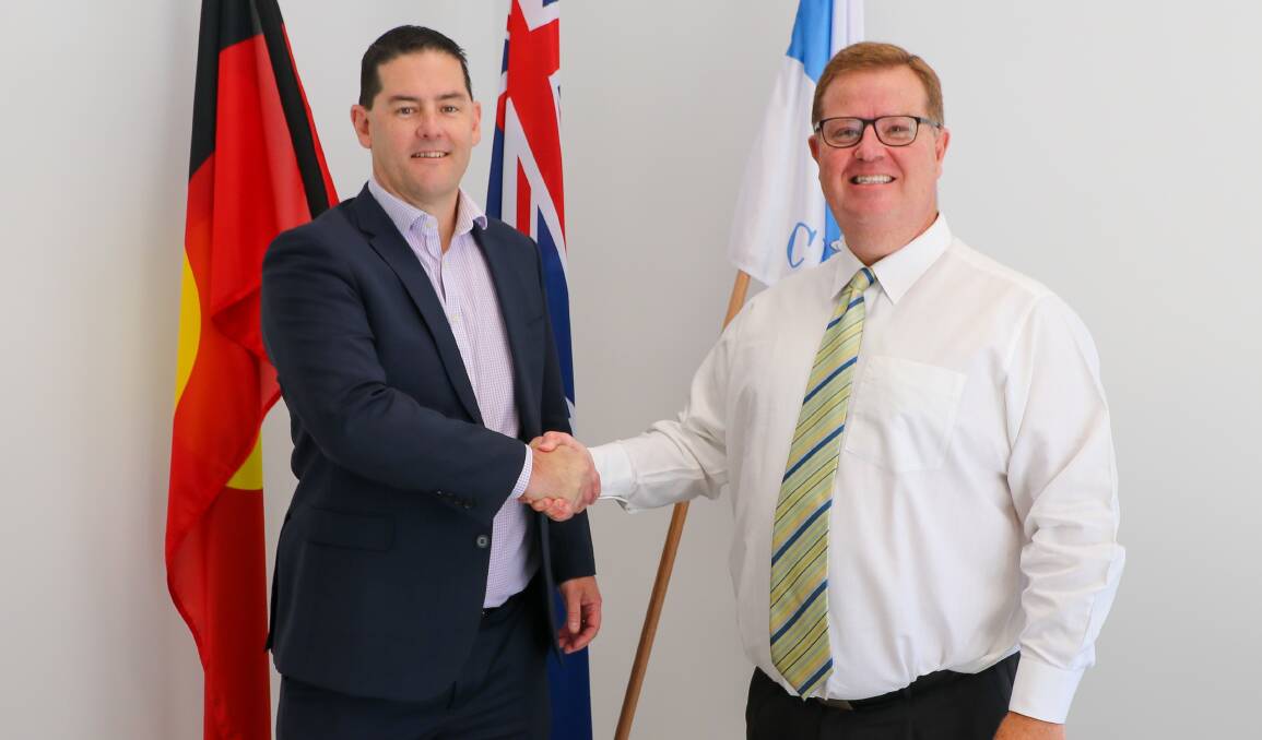 Maitland City Council's new General Manager Jeff Smith pictured with Maitland Mayor Philip Penfold. Picture Maitland City Council.