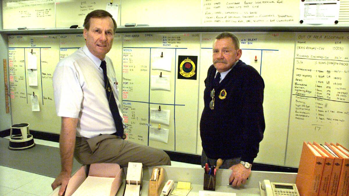 Chas Keys (left) during his days on the job as NSW SES Deputy Director General. He is pictured here with Major General BW Howard (Director General). At Wollongong SES Headquarters.