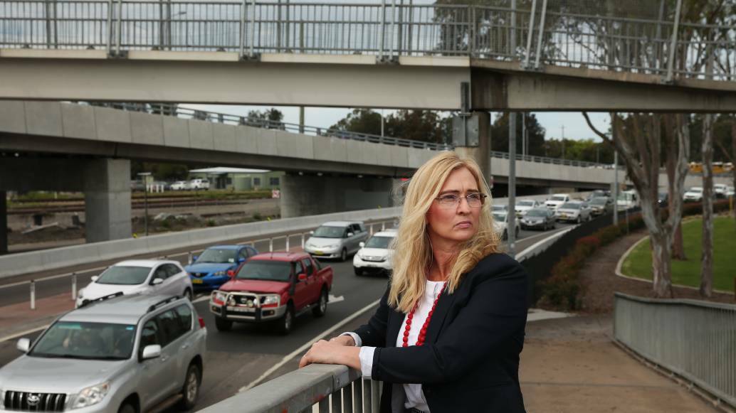 GO WEST: Maitland Business Chamber Executive Officer Jen Hearn near the railway station roundabout where the traffic congestion is at its worst. Picture: Simone De Peak.