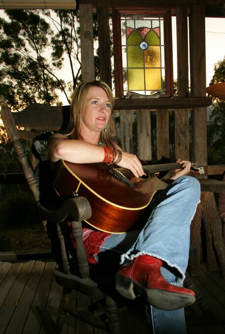 BUSY WEEKEND: Country and blues singer songwriter Kellie Cain will play Pedens Hotel Cessnock on Friday and the Victoria Hotel Hinton on Saturday.