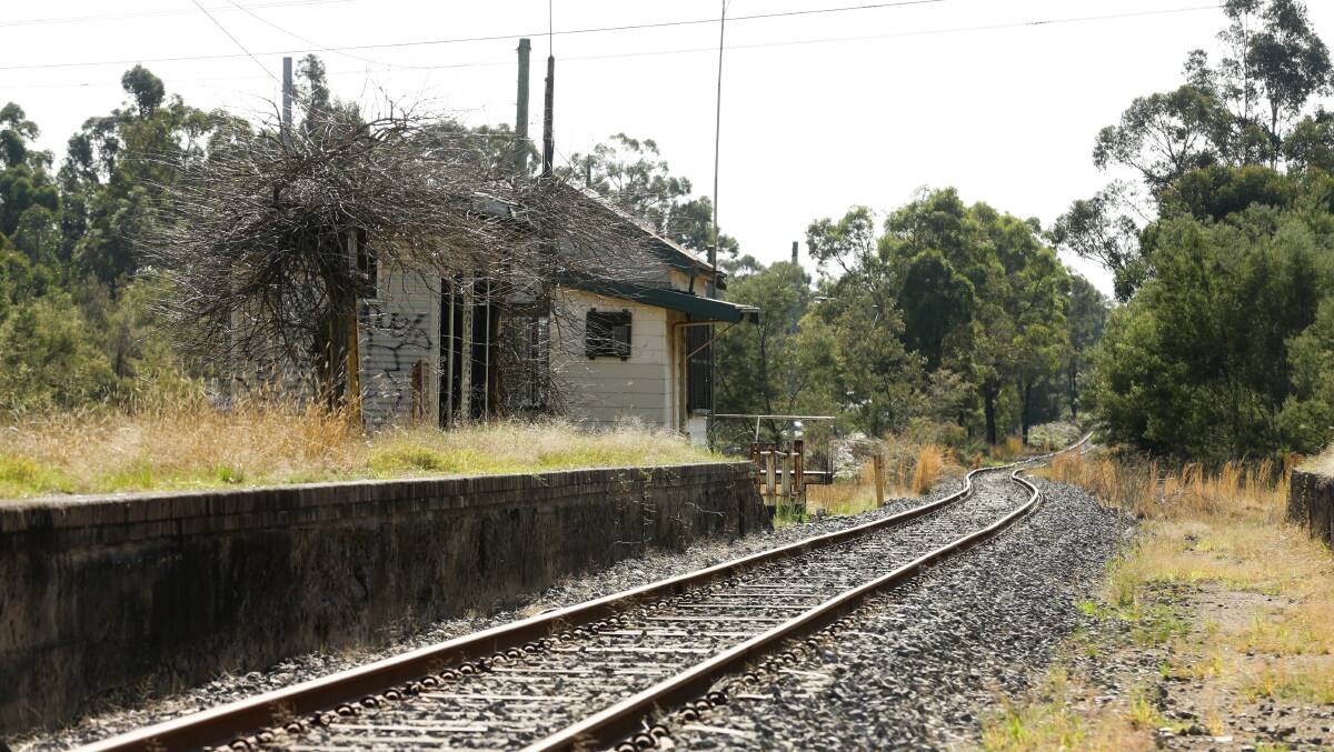Petition to buy old mine rail line for Cessnock to Maitland service