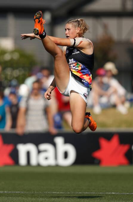POWERFUL: This is the image of Carlton's Tayla Harris in AFLW action that has people talking. Picture: Michael Willson, AFL Media
