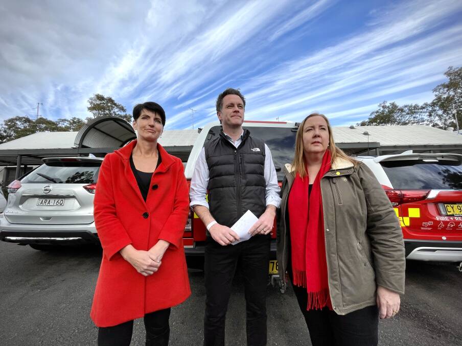 FUNDS NEEDED: Port Stephens MP Kate Washington, NSW Labor leader Chris Minns and Maitland MP Jenny Aitchison. Picture: Madeline Link