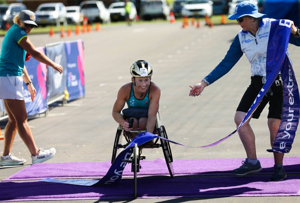 Lauren Parker wins the 2023 Paratriathlon title at Stockton. Picture by Jonathan Carroll
