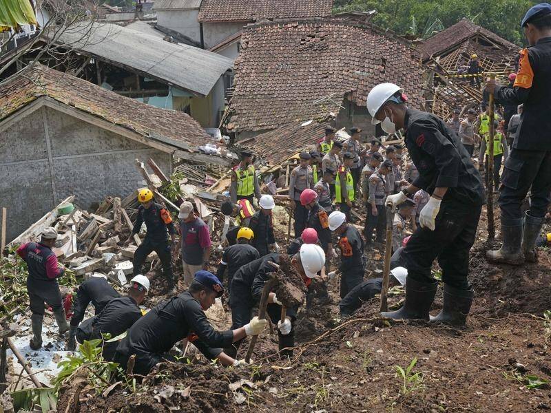 About 30 people were thought to be buried under a landslide in Cianjur, West Java. (AP PHOTO)