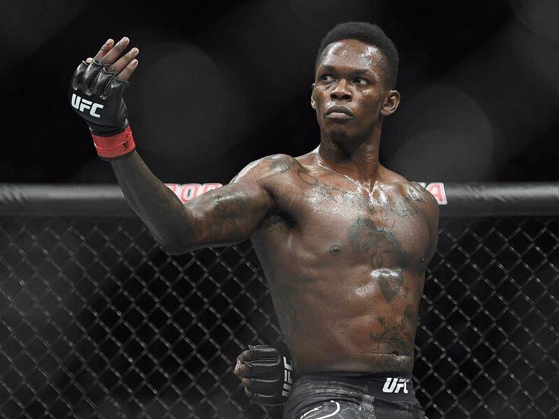 Israel Adesanya has retained the UFC middleweight title in a rematch with Marvin Vittori.