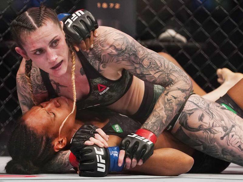 Megan Anderson has lost her UFC featherweight title fight against Amanda Nunes in Las Vegas.