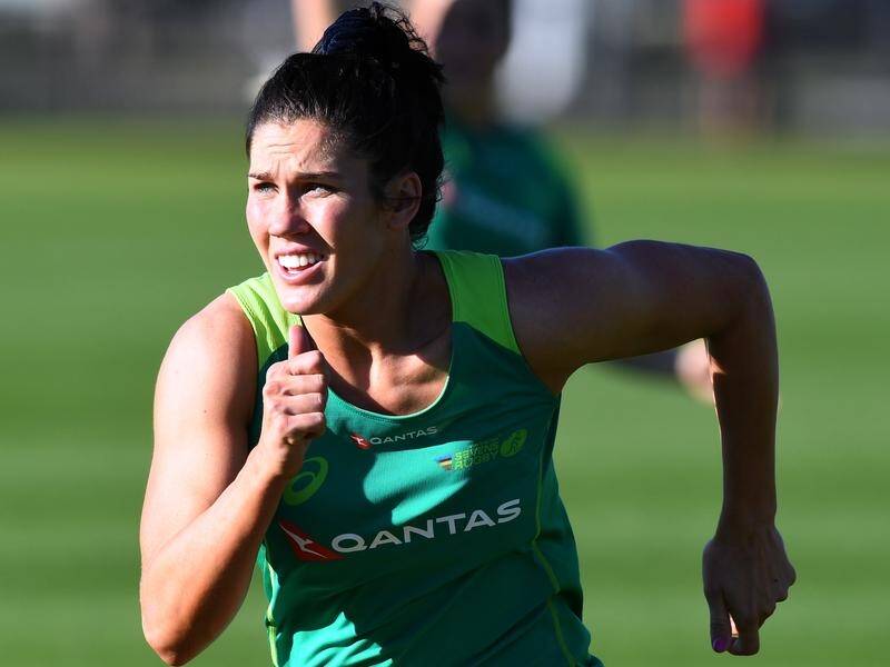 Charlotte Caslick is in talks to temporarily join the Sydney Roosters in a switch from rugby union.
