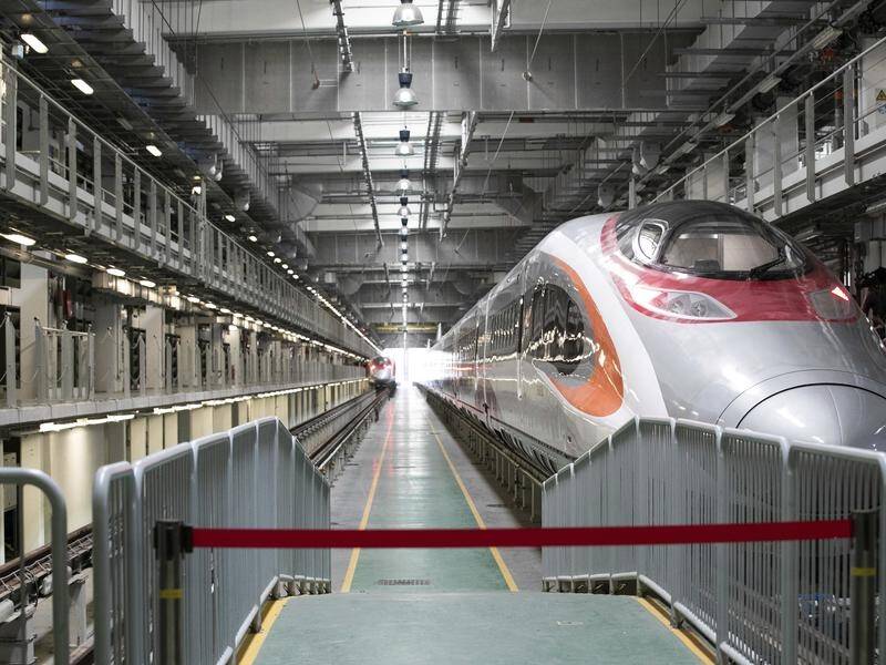 The high speed rail system aims to transport more than 80,000 passengers daily.