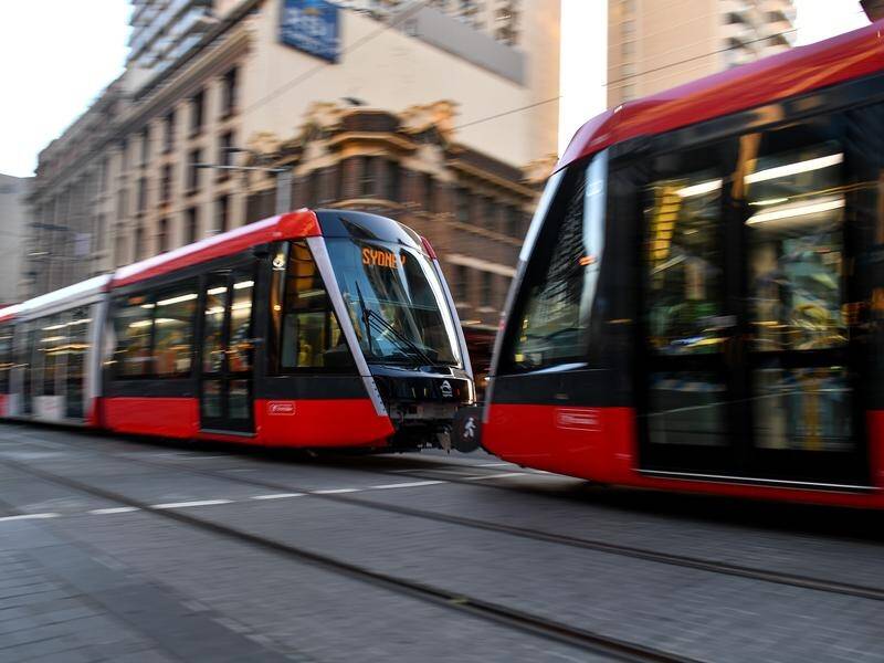 A union says Sydney's light rail operating hours should be extended when lockout laws are lifted.