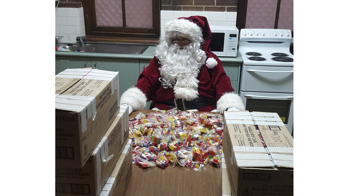 Maitland Christmas Heros: More than 2000 bags of sweets 