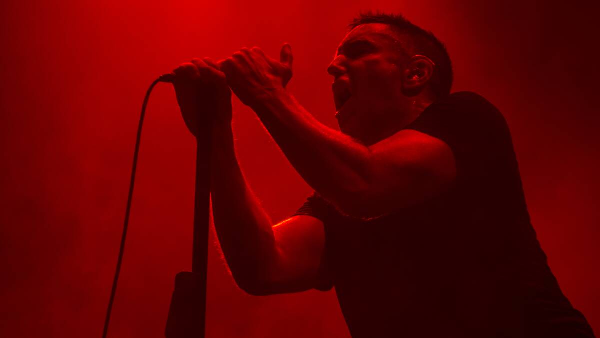 REVIEW: Queens of the Stone Age, Nine Inch Nails rock Hunter