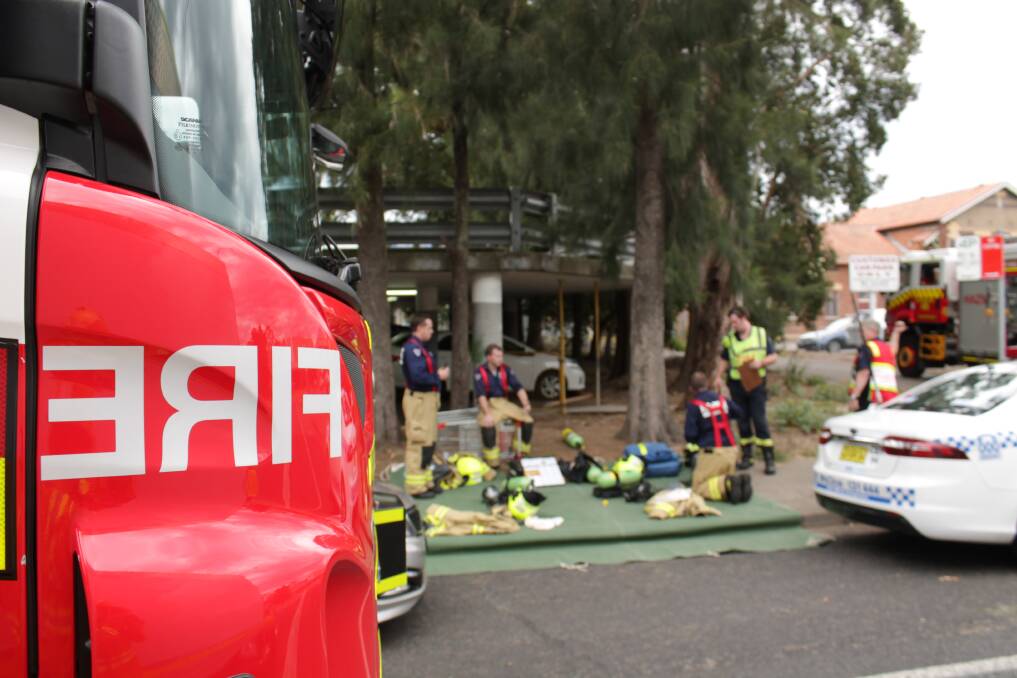 Gas leak pictures from the scene by MJF Productions Australia - Michael John Fisher
